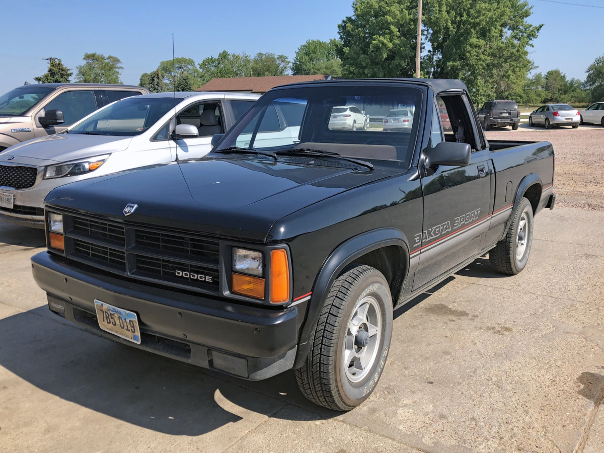 Curbside Classic: 1989 Dodge Dakota Sport Convertible – All Trends Have  Their Limits | Curbside Classic