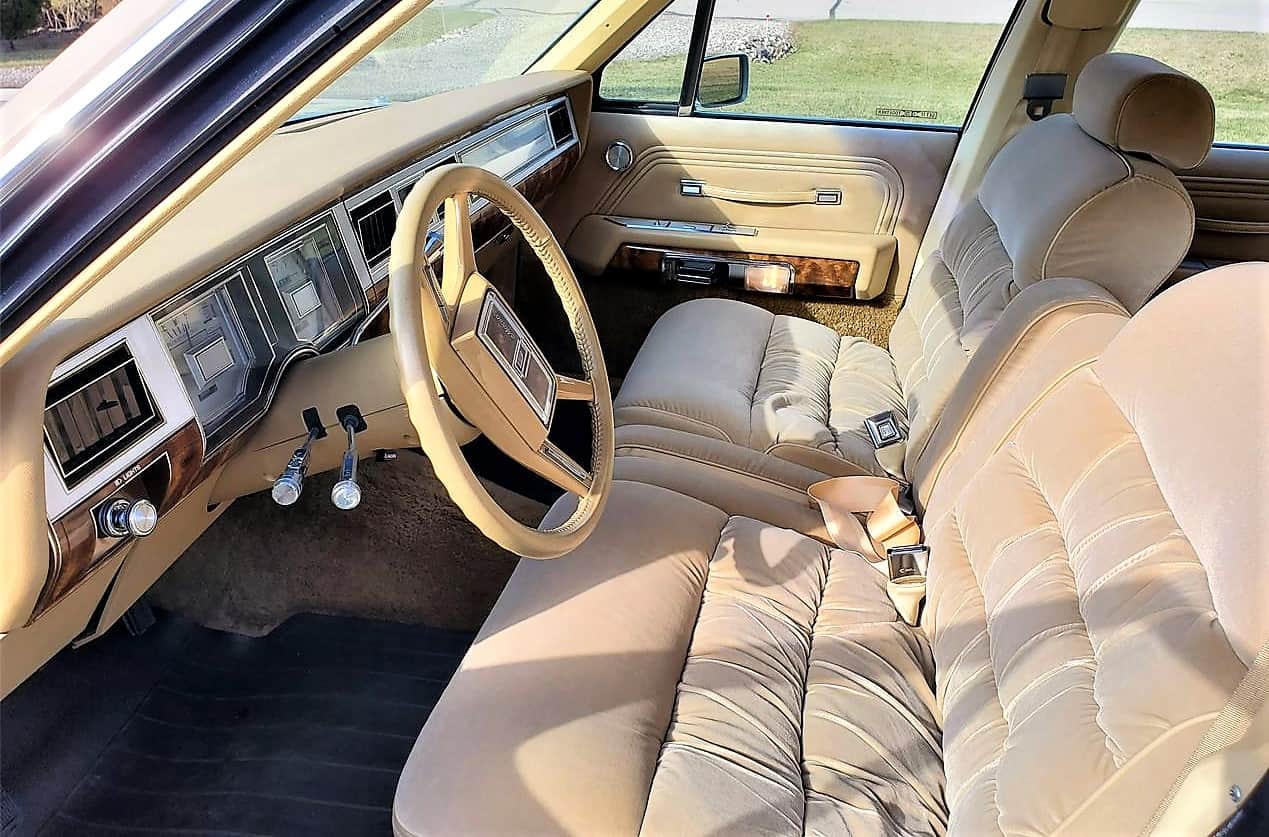Pick of the Day: 1982 Mercury Grand Marquis could be a 'smoking' deal
