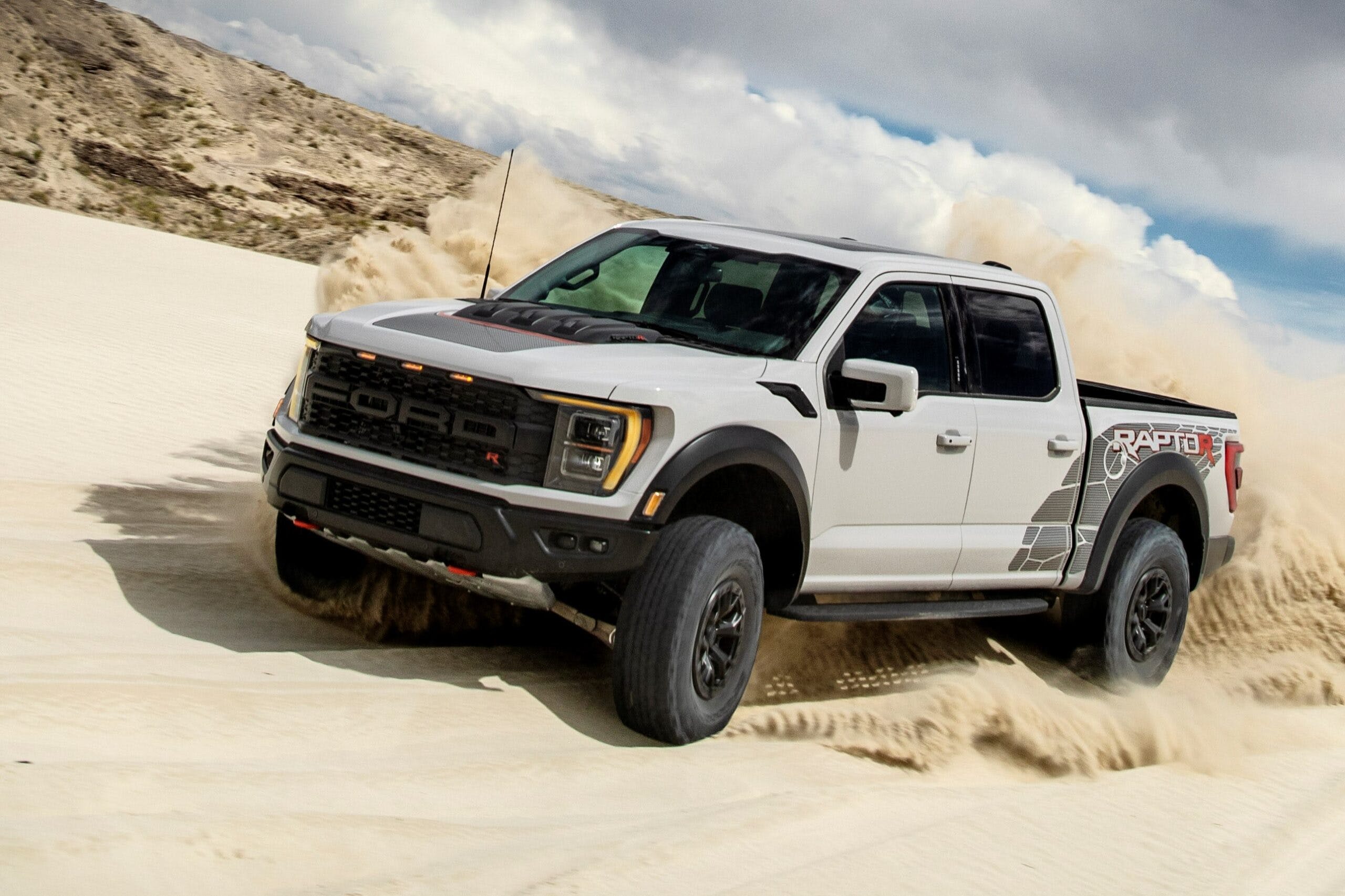 Test Drive: 2023 Ford F-150 Raptor R Review - CARFAX