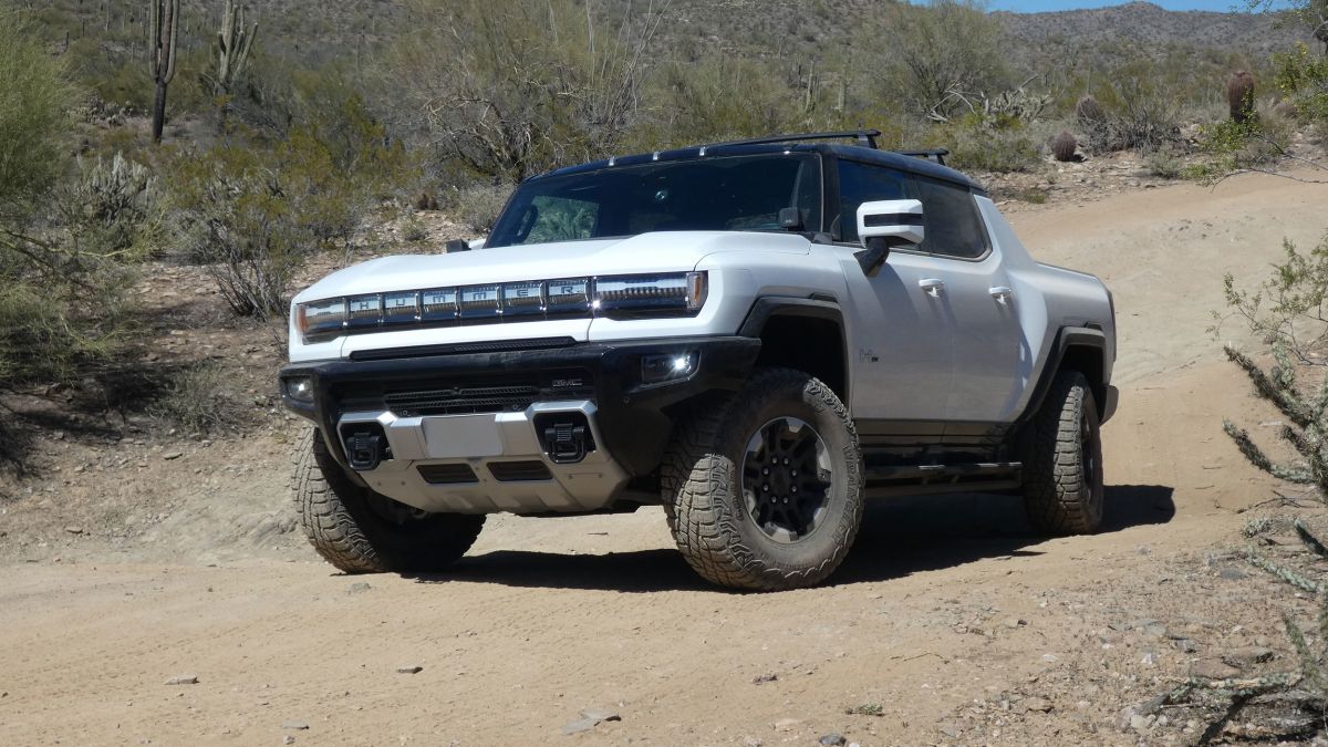 Analysis: The GMC Hummer EV is a brilliant execution of a terrible idea |  CNN Business