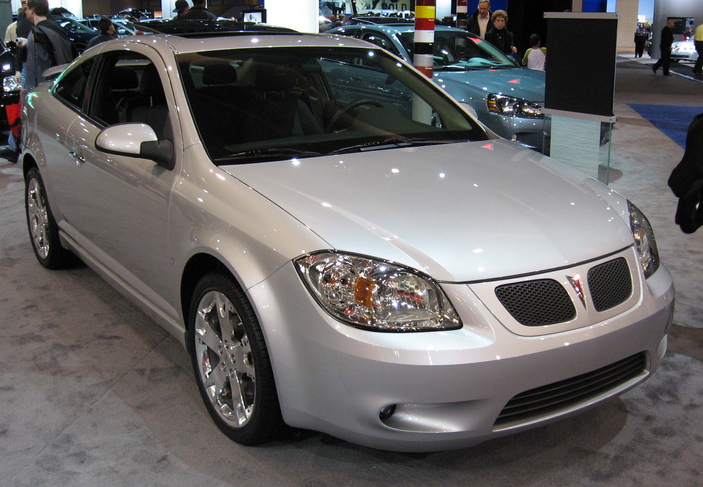 File:2007-Pontiac-G5-coupe-DC.jpg - Wikimedia Commons