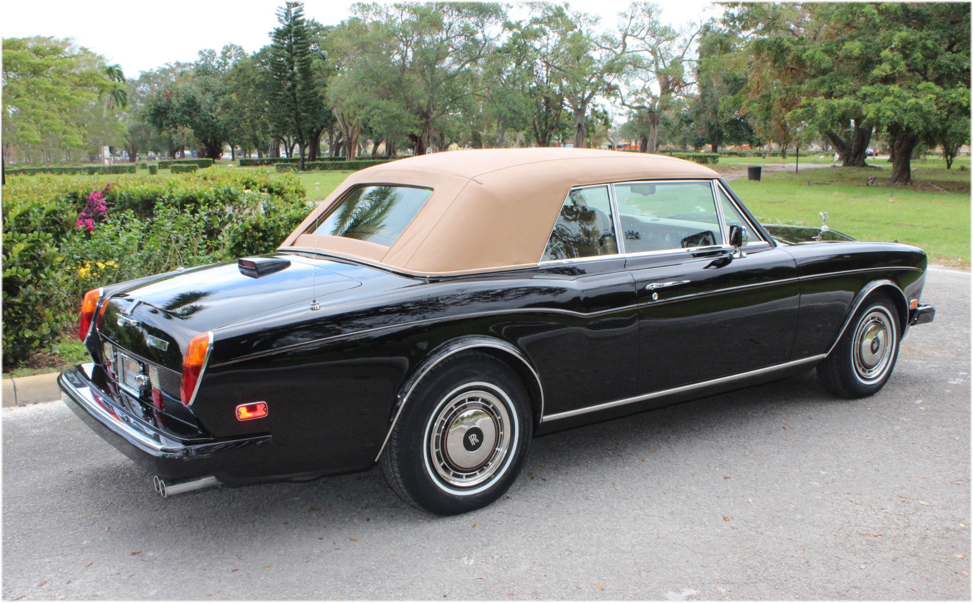 Used 1995 Rolls-Royce Corniche IV 2nd Series Last Year of Production For  Sale (Special Pricing) | Vantage Motorworks Inc. Stock #SCX50084