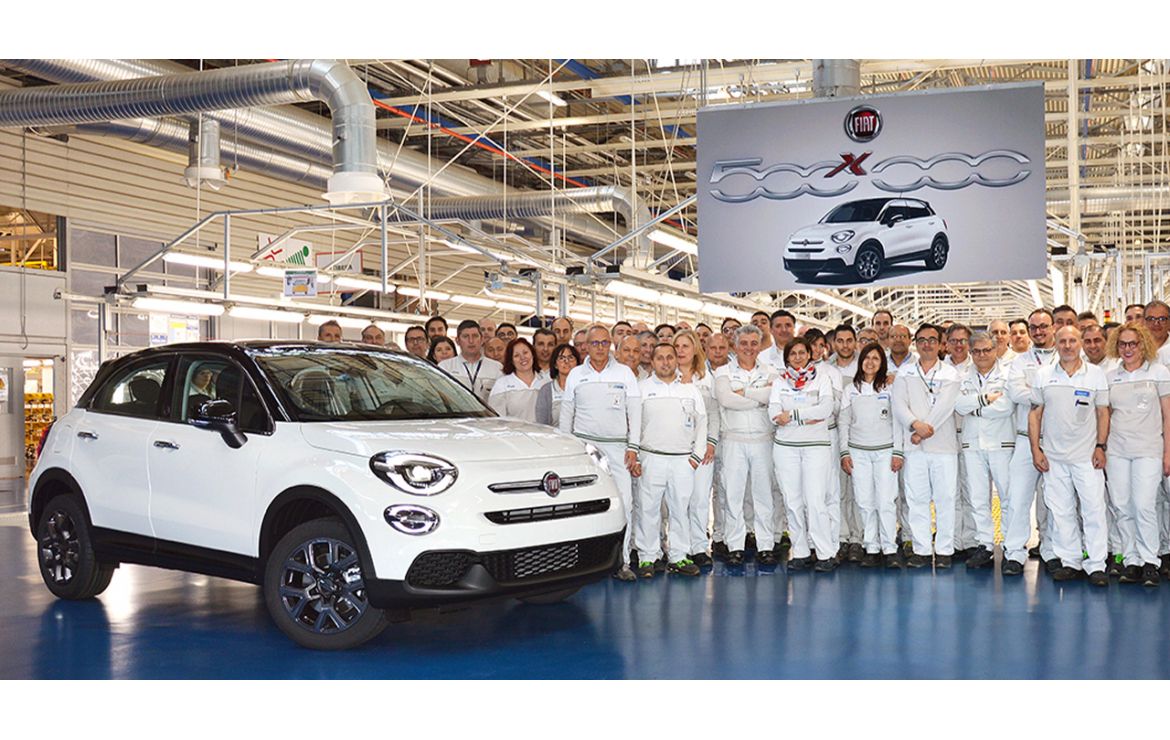 Record-breaking Fiat 500X: the 500 thousandth unit is produced | Fiat |  Stellantis