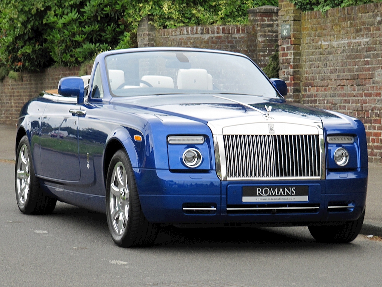 2012 Used Rolls-Royce Phantom Phantom Drophead Coupe | Mazerine Blue
