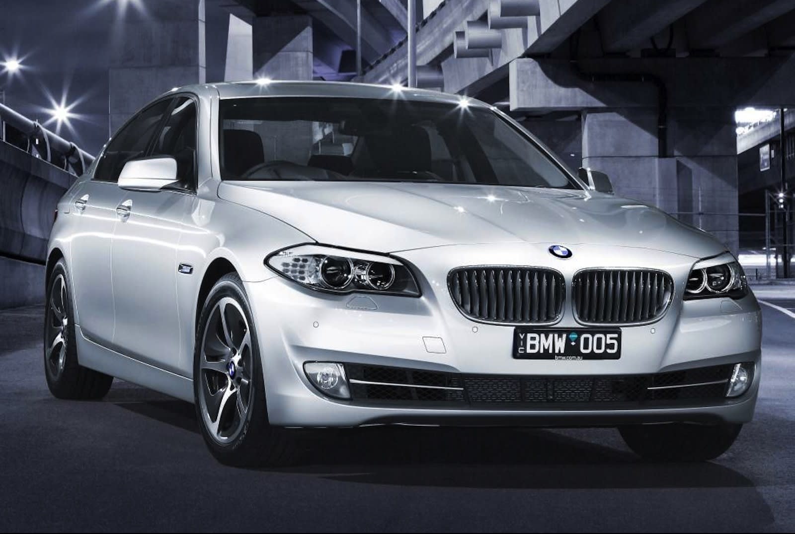 BMW ActiveHybrid 5 here in October; two more hybrids on the way - Drive