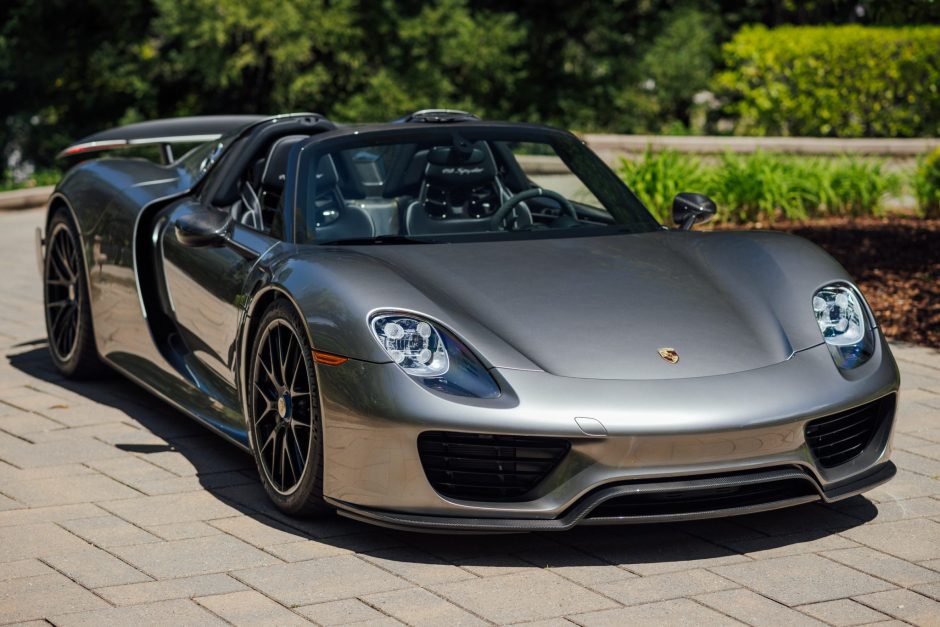 1k-Mile 2015 Porsche 918 Spyder Weissach Edition for sale on BaT Auctions -  sold for $2,025,000 on June 22, 2022 (Lot #76,352) | Bring a Trailer