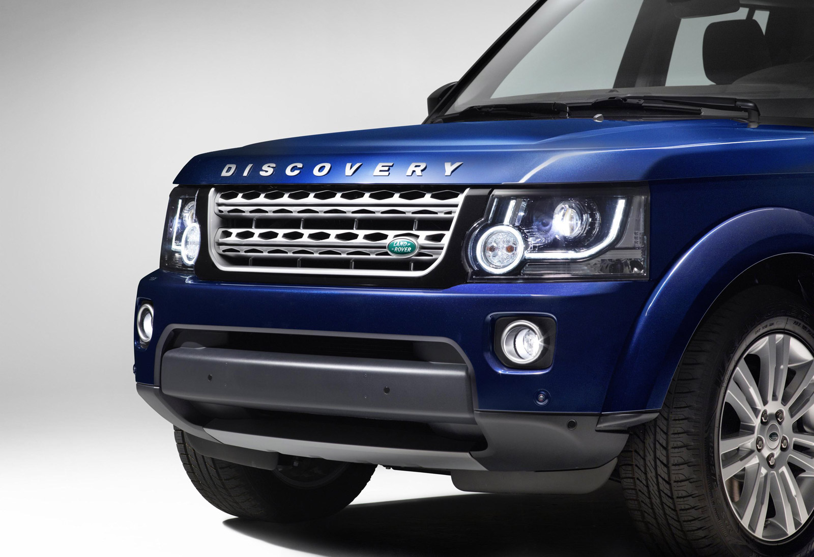 2014 Land Rover LR4 Preview: 2013 Frankfurt Auto Show