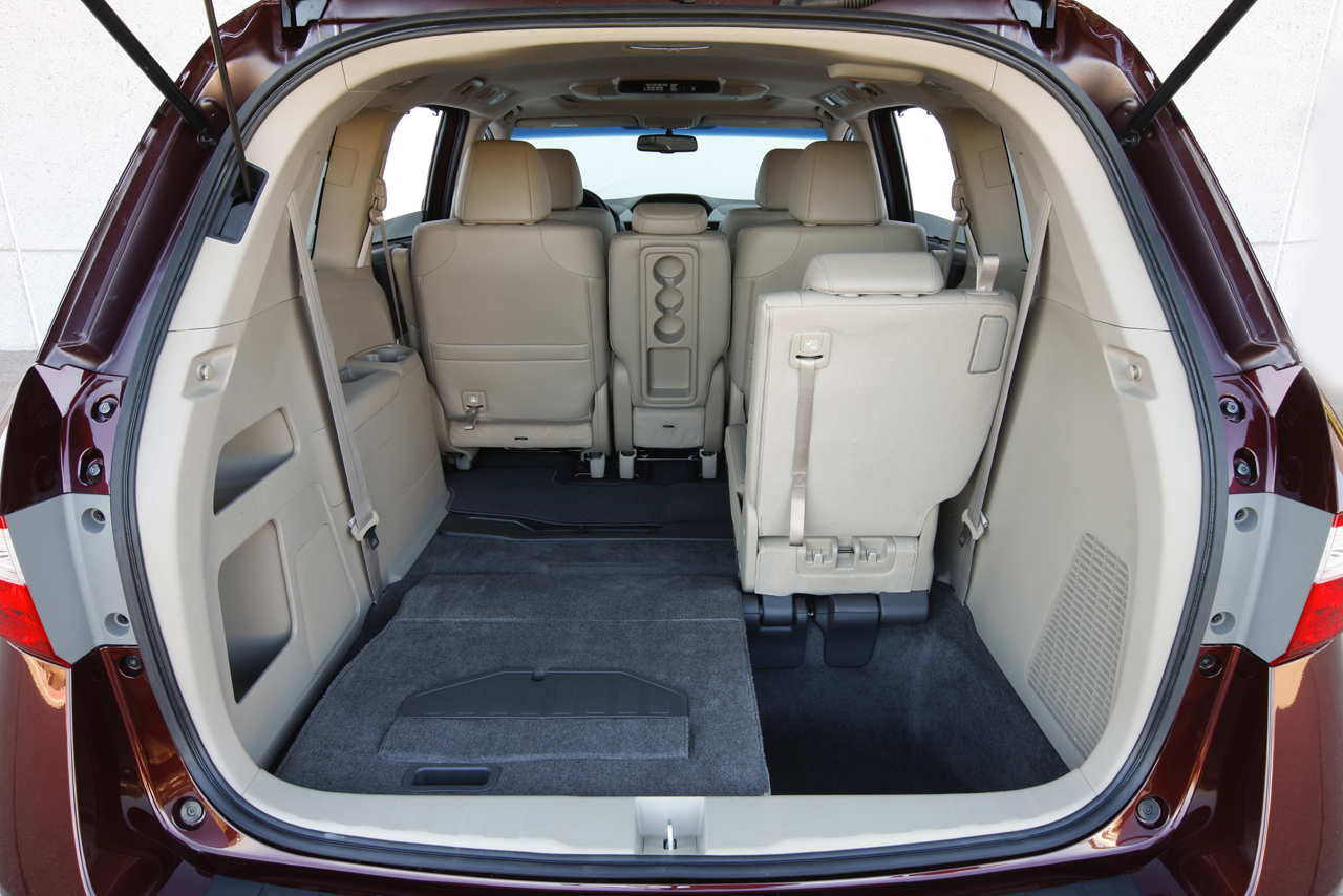2011 Honda Odyssey First Look Review Part I: Kids, Family and Safety –  CarseatBlog