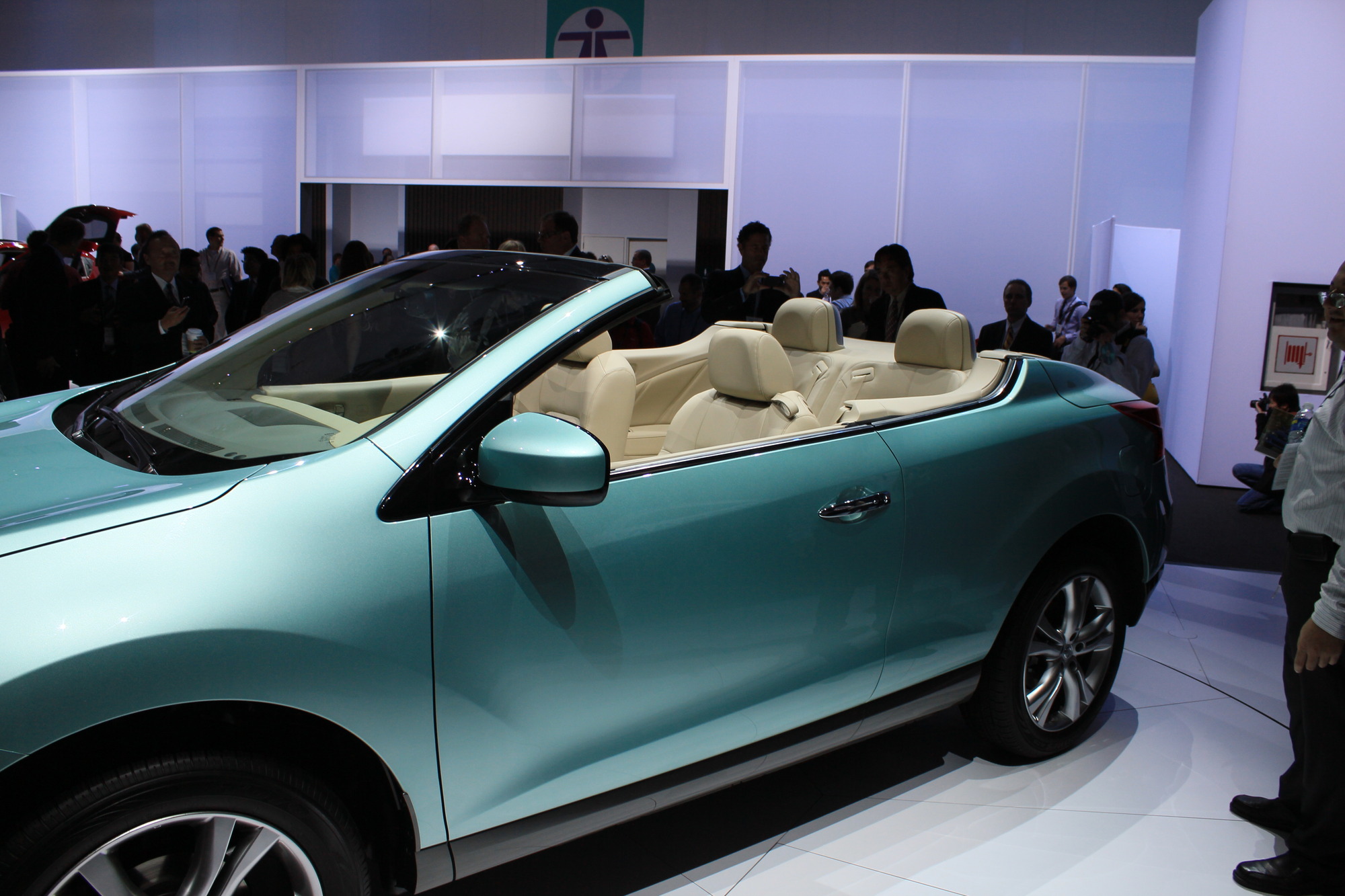 2010 Los Angeles Auto Show: 2011 Nissan Murano CrossCabriolet, With Live  Shots