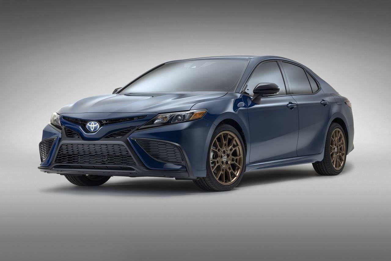 2023 Toyota Camry Hybrid Prices, Reviews, and Pictures | Edmunds