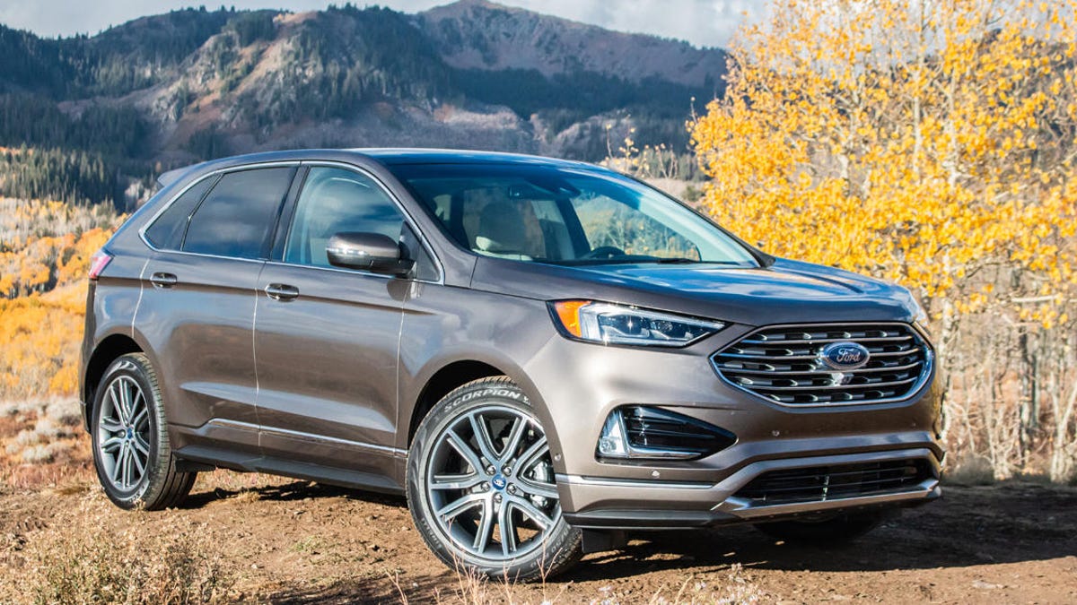 2019 Ford Edge first drive review: A baby step improvement - CNET