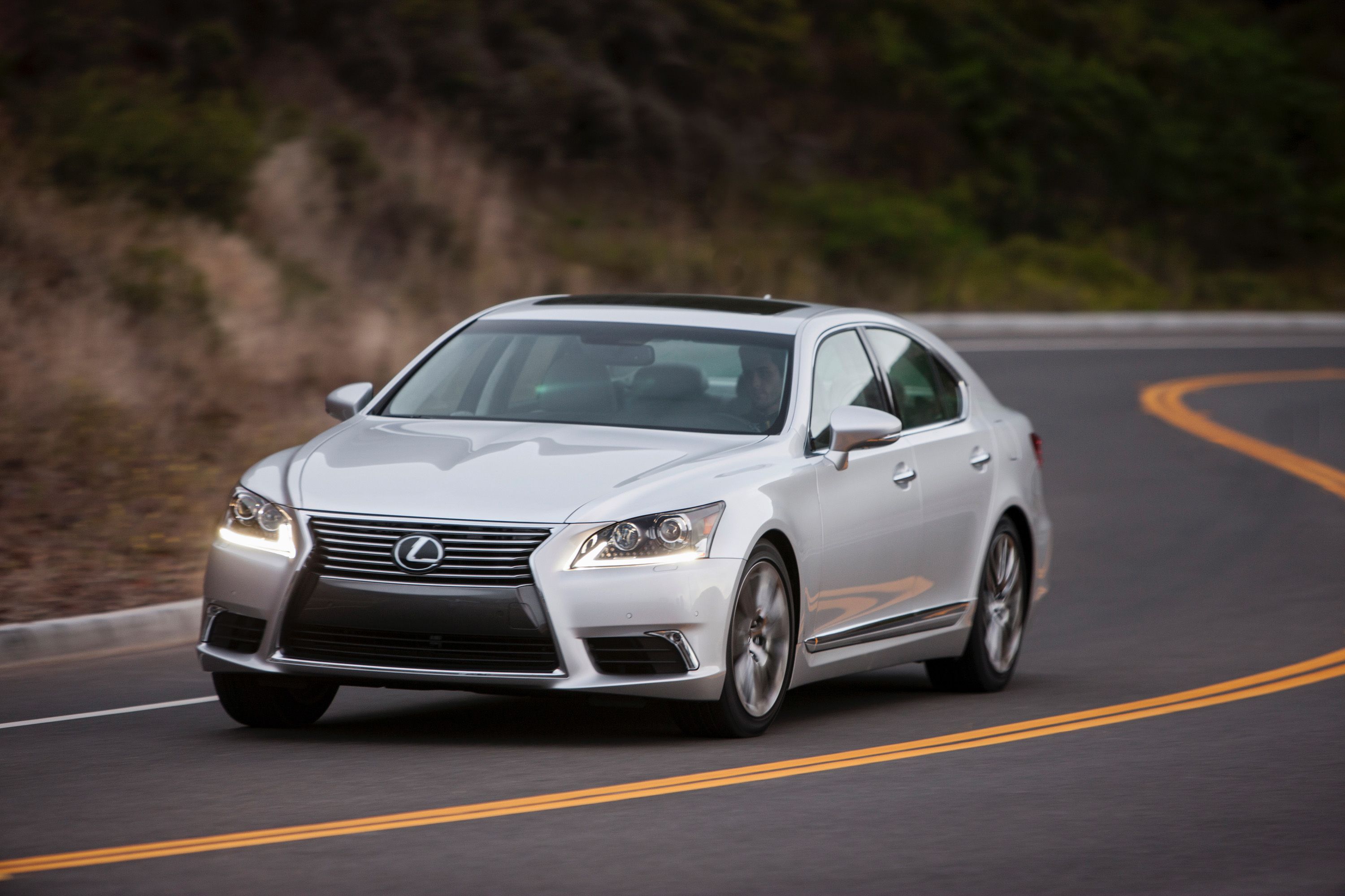 2017 Lexus LS Review, Pricing, and Specs