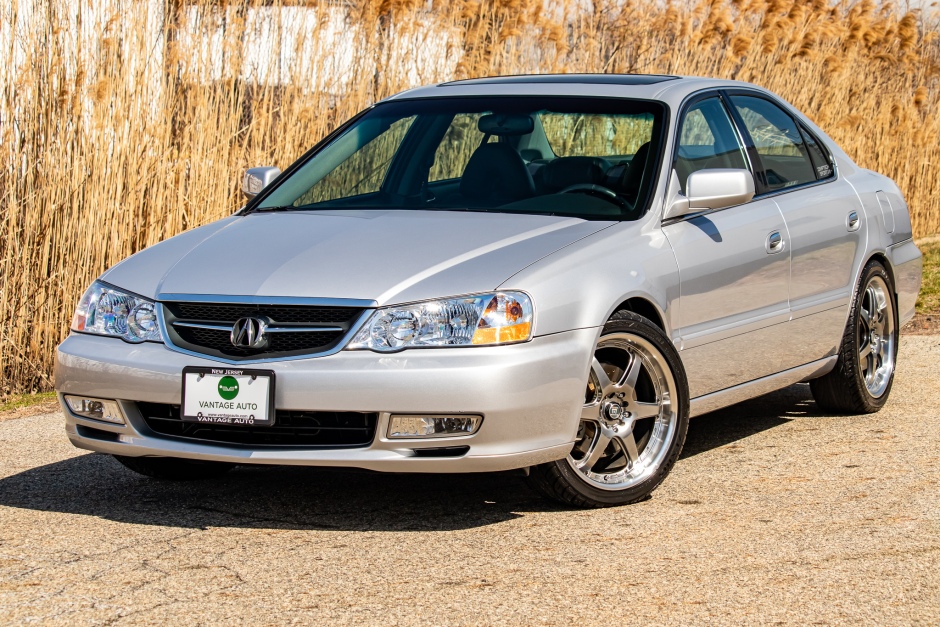 3,400 Mile 2003 Acura TL Type S for sale on BaT Auctions - sold for $19,000  on April 8, 2023 (Lot #103,426) | Bring a Trailer