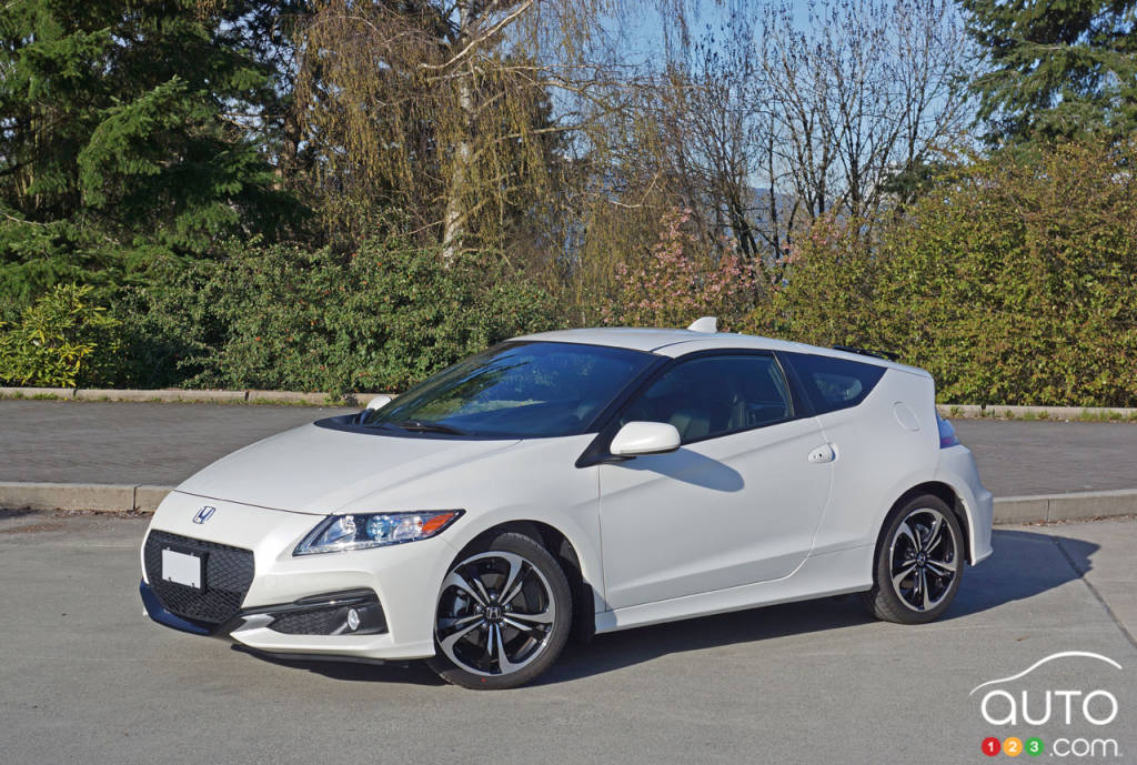 The 2016 Honda CR-Z is a treat and a mystery | Car Reviews | Auto123