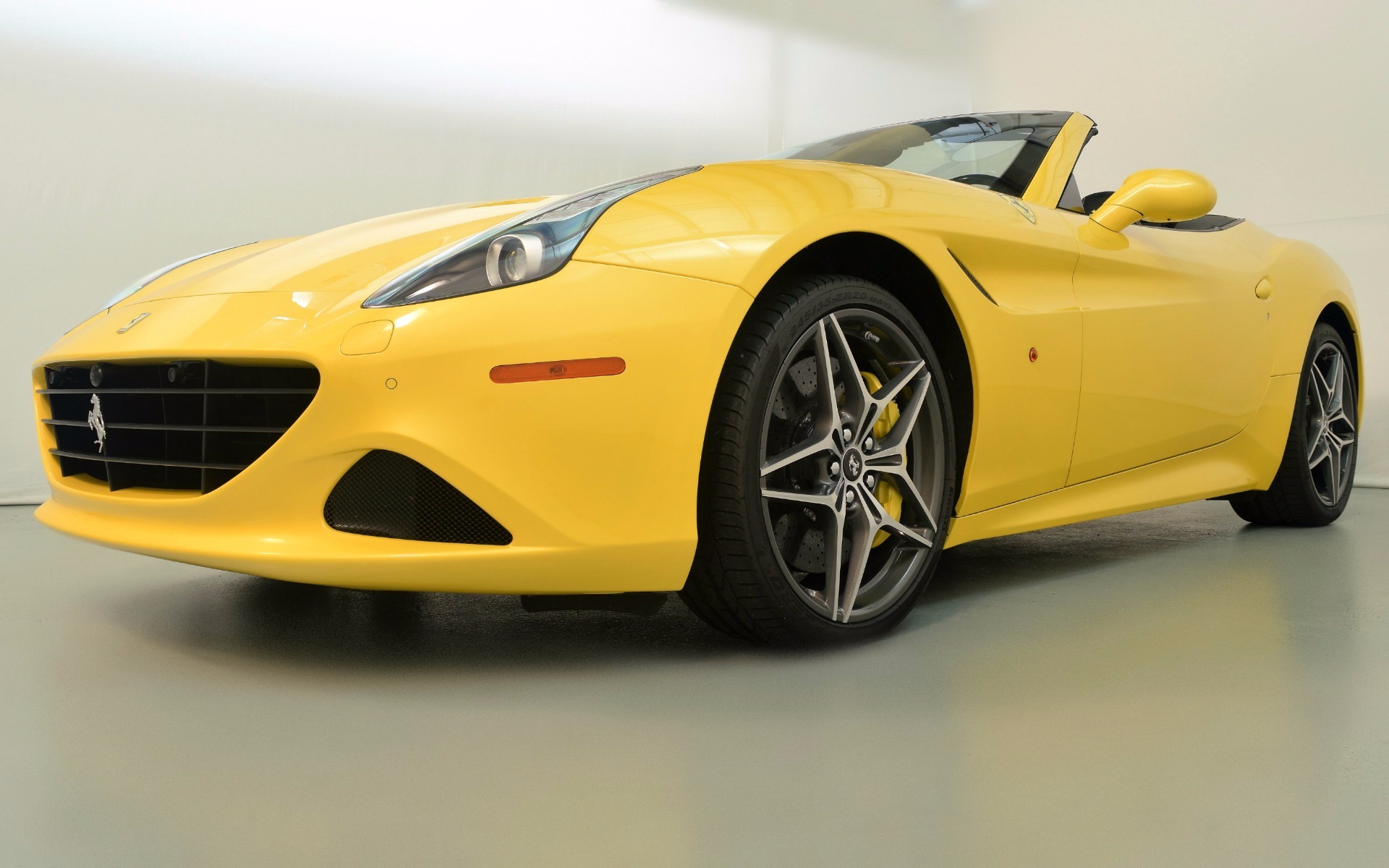 Used 2015 Ferrari California T For Sale (Sold) | Mclaren Boston Stock  #205994