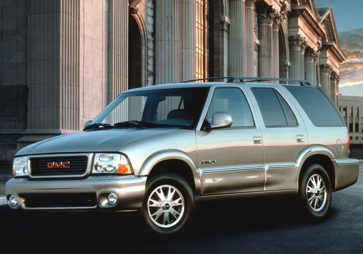 GMC Envoy - generations, types of execution and years of manufacture —  autoboom.co.il