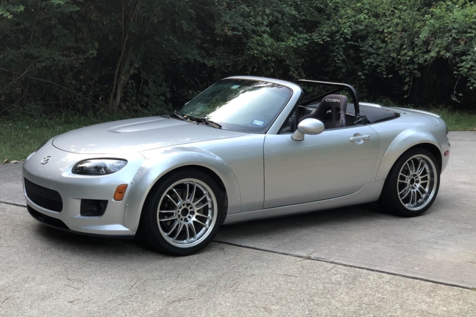 No Reserve: Modified 15k-Mile 2007 Mazda MX-5 Miata 6-Speed for sale on BaT  Auctions - sold for $11,100 on January 15, 2020 (Lot #27,060) | Bring a  Trailer