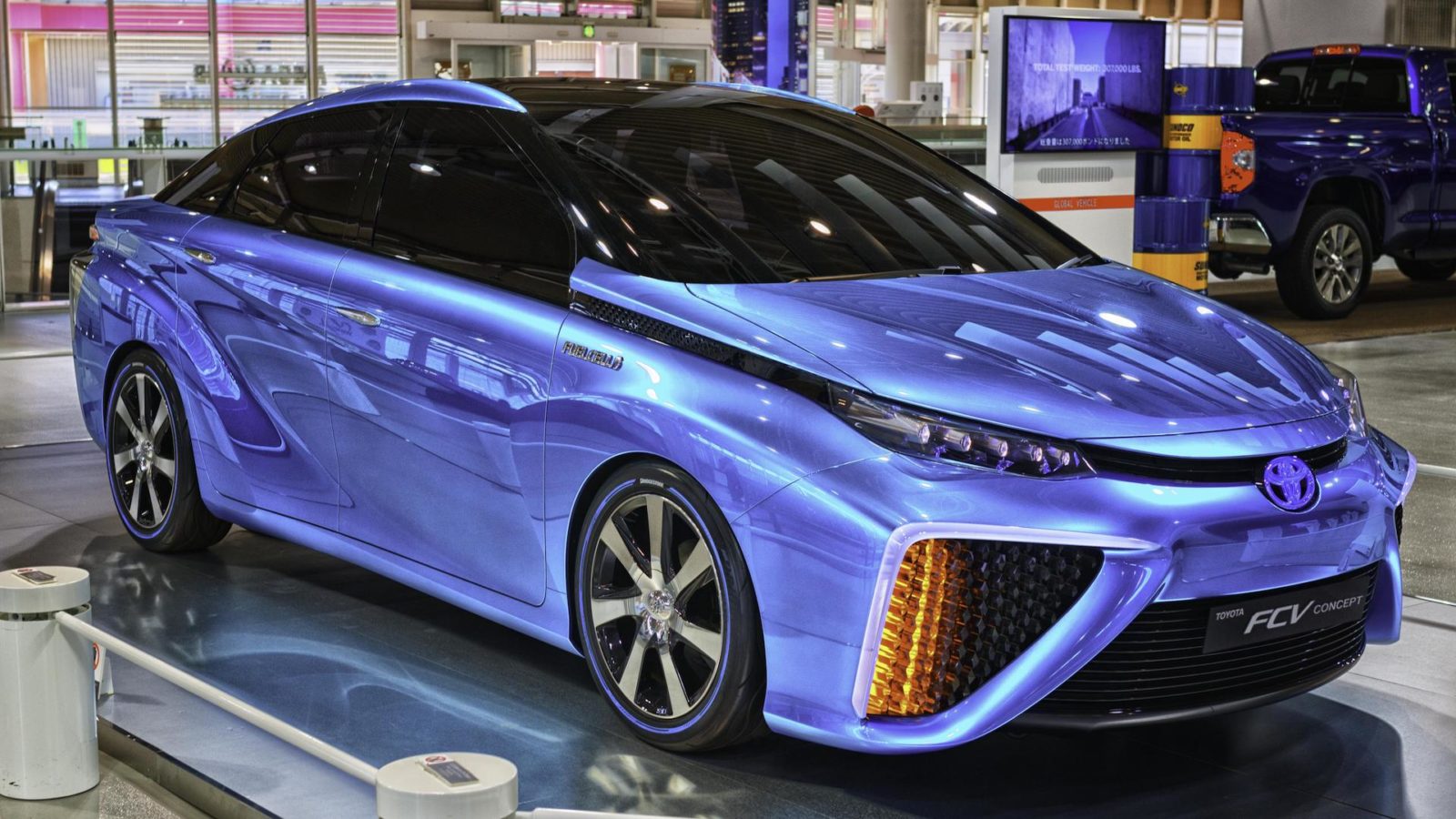 Driving the Toyota Mirai: My Hydrogen Fuel Cell Car Experience