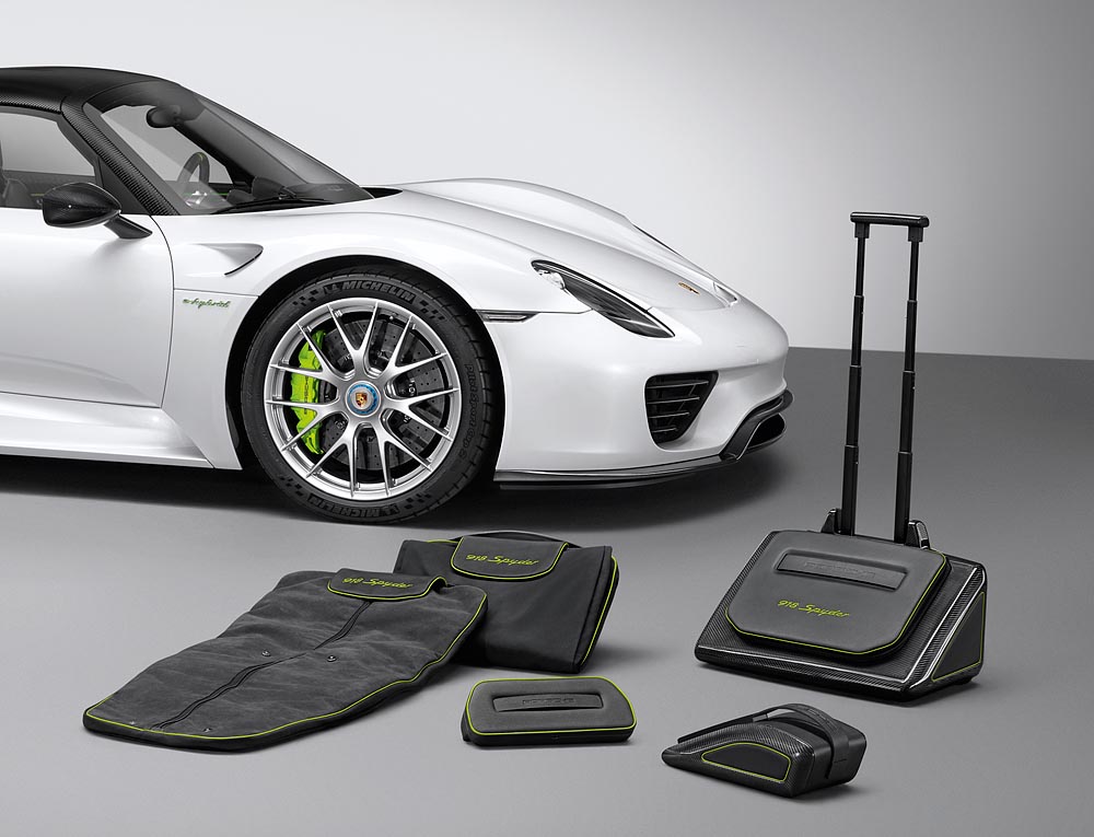 Porsche AG: Travel in style in the Porsche 918 Spyder - Porsche USA