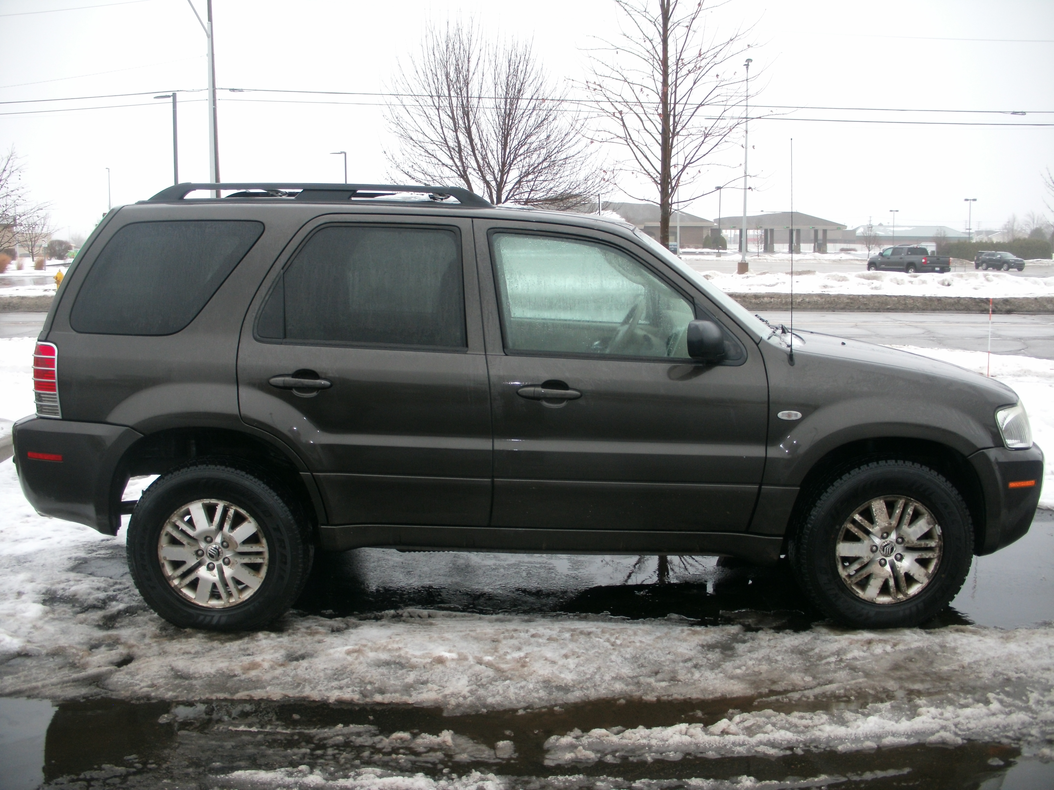 2005 Mercury Mariner 4 Dr Premier 4WD | Great Lakes First Federal Credit  Union