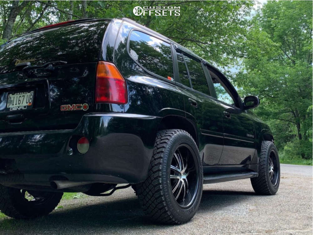 2006 GMC Envoy with 20x9.5 31 2Crave N21 and 275/55R20 Atturo Trail Blade  Xt and Leveling Kit | Custom Offsets