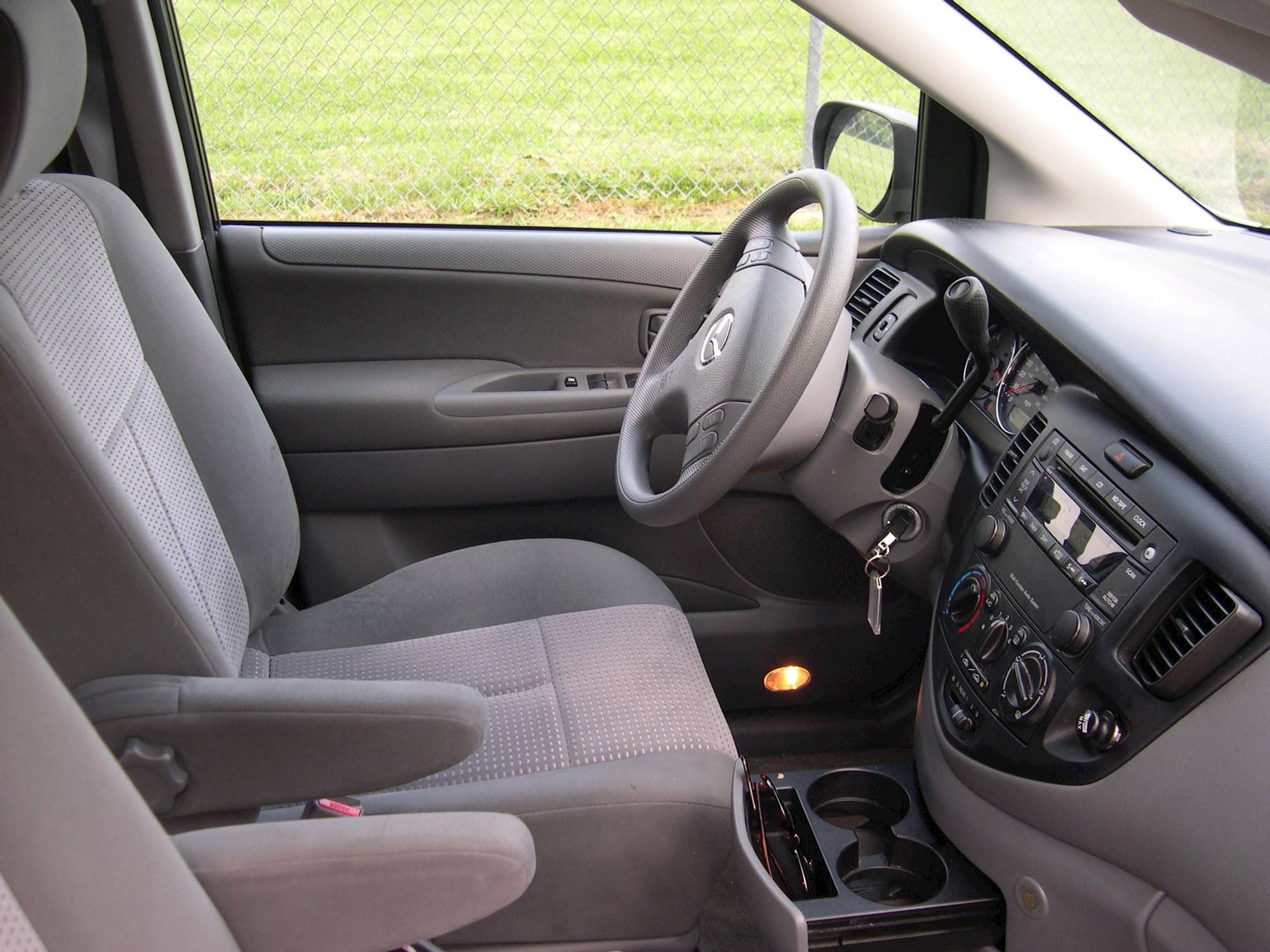2005 Mazda MPV LX-SV - Passenger Minivan 3.0L V6 auto