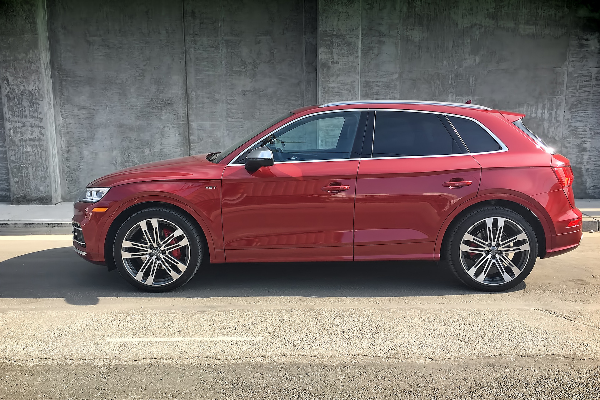 The Audi SQ5 Is Sporty, Sumptuous, and Strong