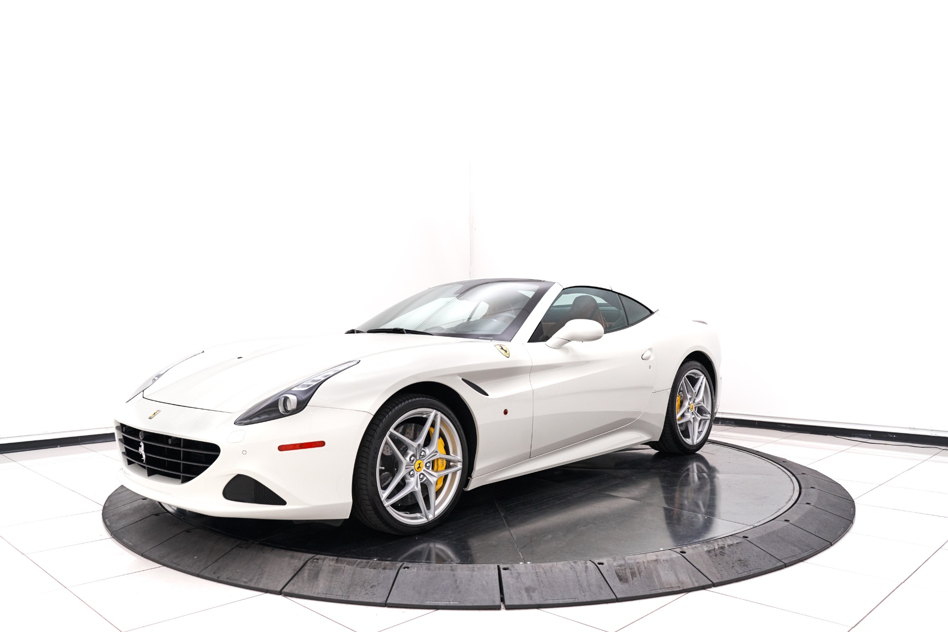 Used 2018 Ferrari California T For Sale (Sold) | Lotus Cars Las Vegas Stock  #V228748