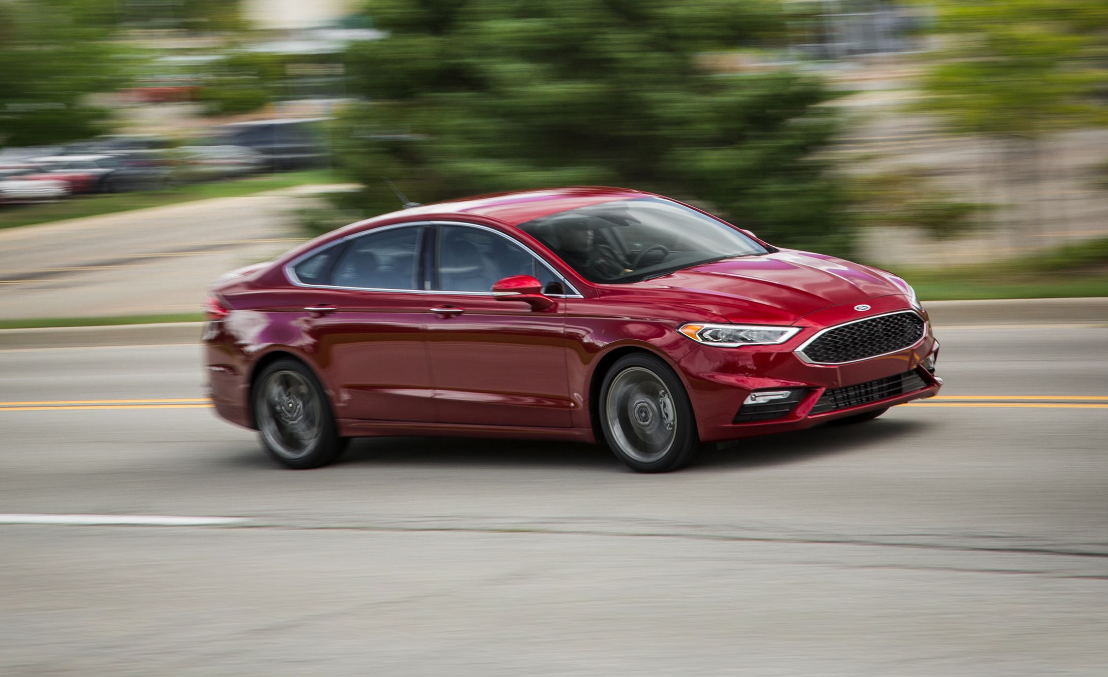 2018 Ford Fusion Review, Pricing, and Specs