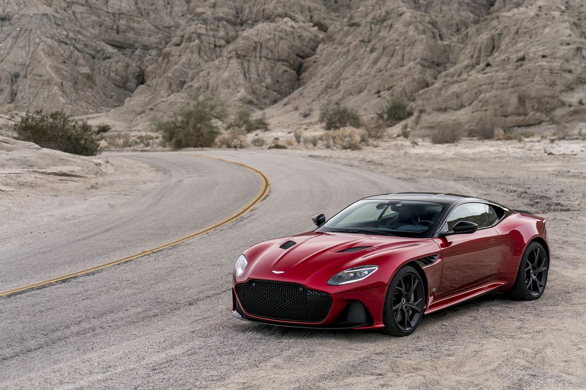 Aston Martin Debuts an All-New $300,000 DBS Superleggera Coupe - Bloomberg