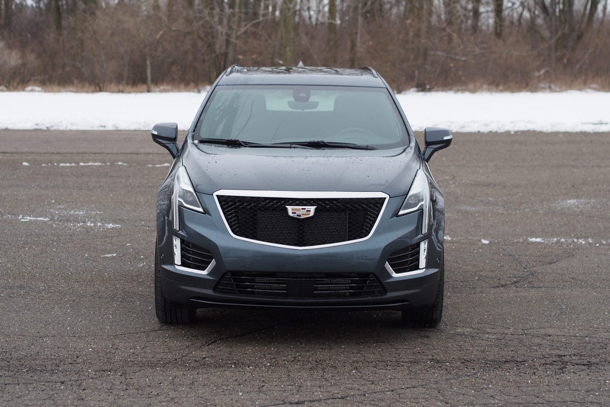 2021 Cadillac XT5 review: Ordinary but agreeable - CNET