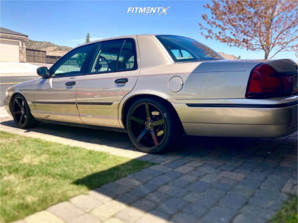 1999 Mercury Grand Marquis GS with 19x9.5 JNC Jnc026 and Federal 275x30 on  Lowering Springs | 1670091 | Fitment Industries
