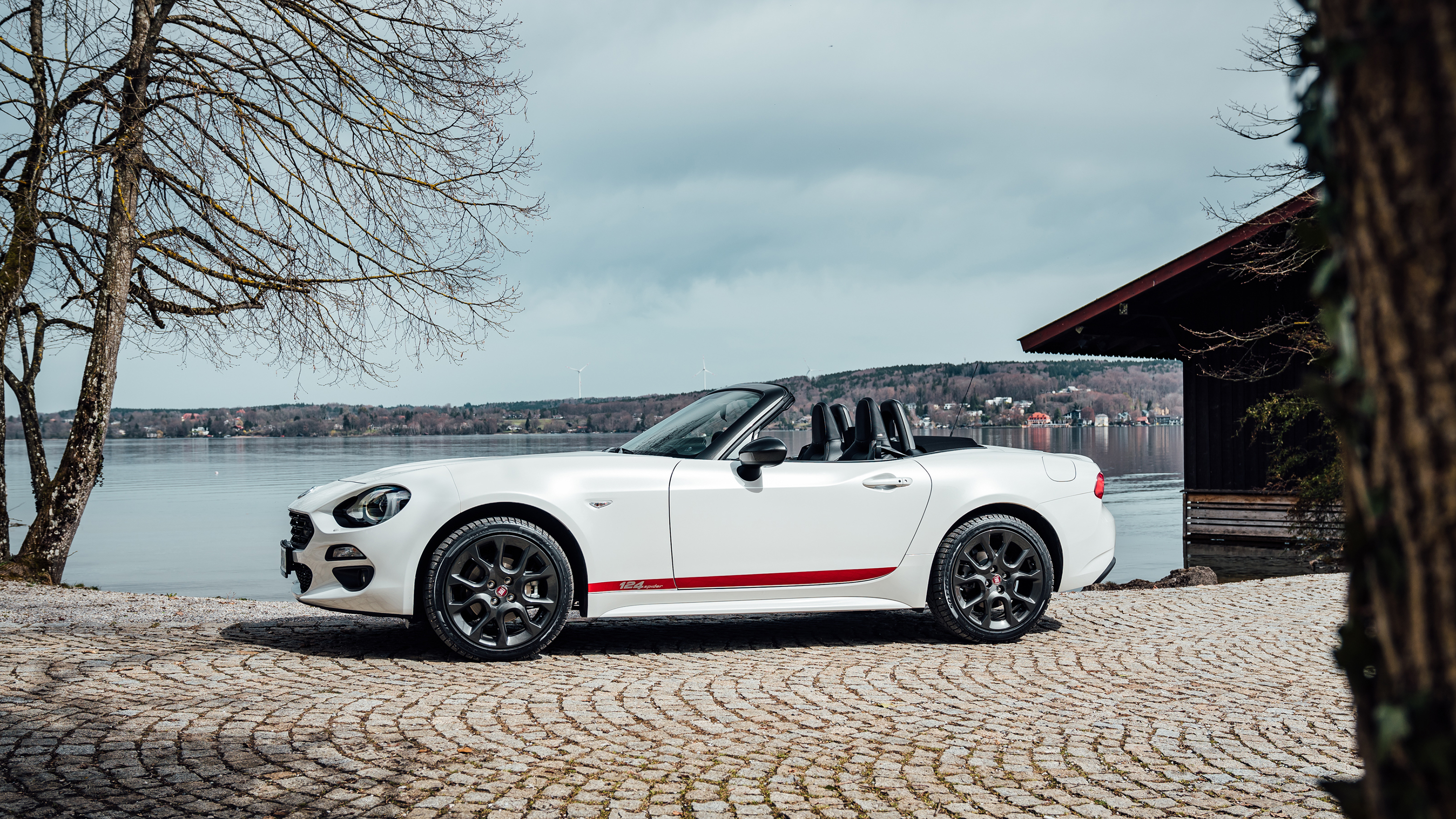 Fiat 124 Spider Review 2023 | Top Gear