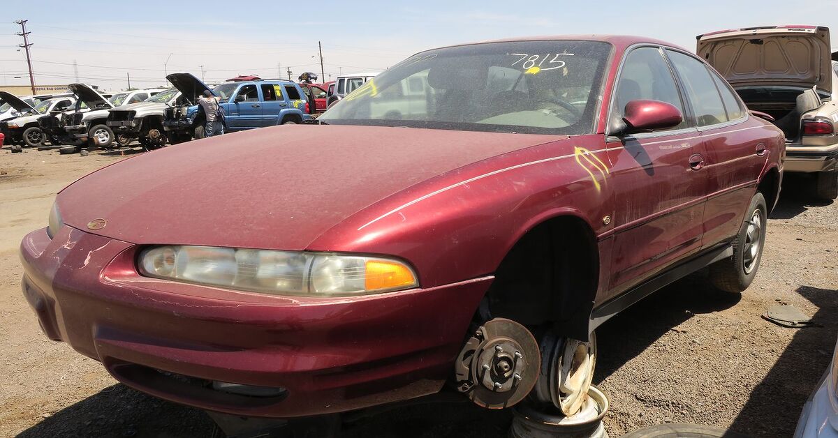 Junkyard Find: 2000 Oldsmobile Intrigue GLS, Phoenix Open Edition | The  Truth About Cars
