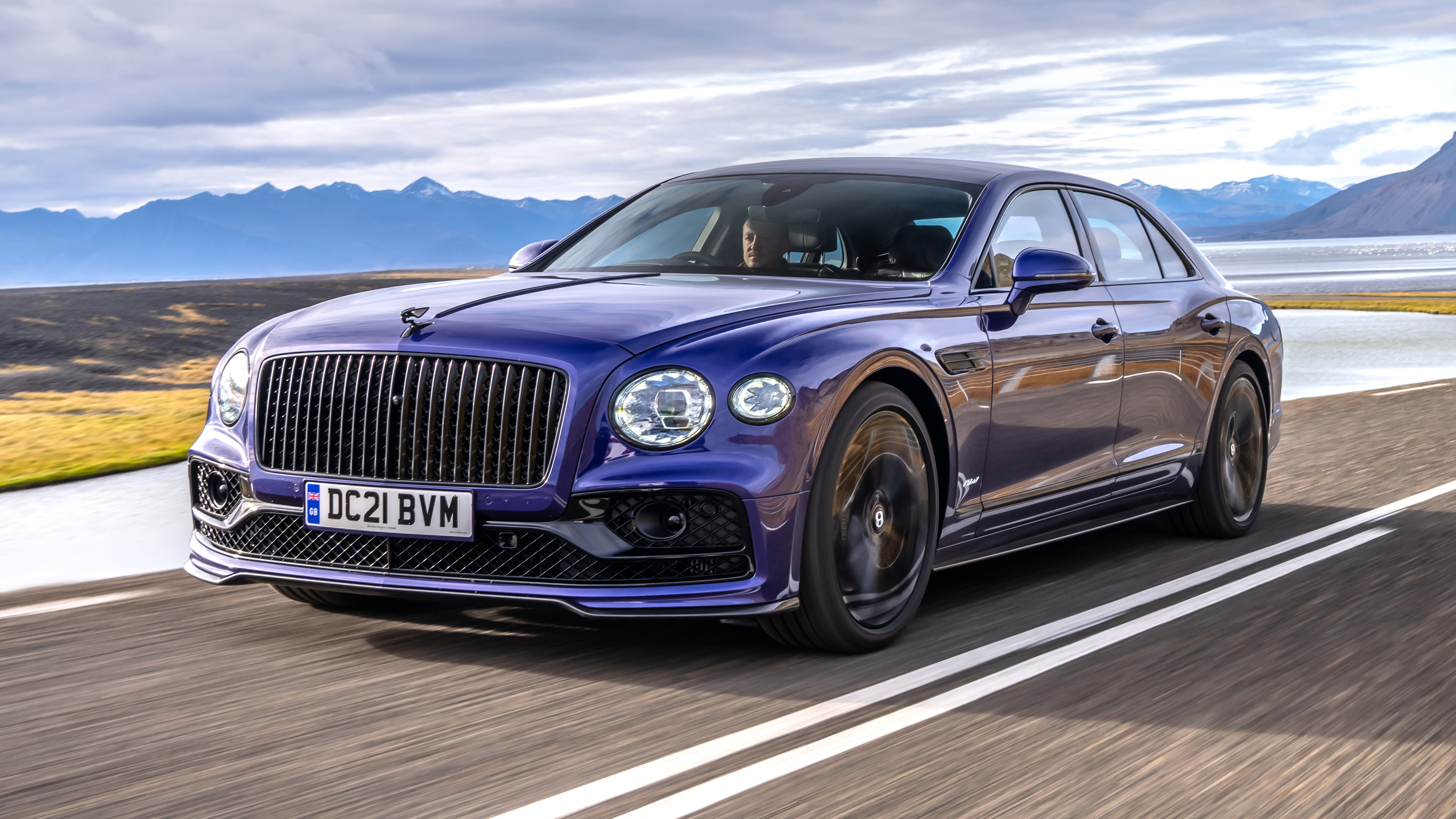 Bentley Flying Spur Hybrid review: 536bhp V6 tested Reviews 2023 | Top Gear