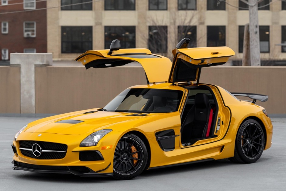 No Reserve: 1,400-Mile 2014 Mercedes-Benz SLS AMG Black Series for sale on  BaT Auctions - sold for $755,000 on March 10, 2022 (Lot #67,463) | Bring a  Trailer