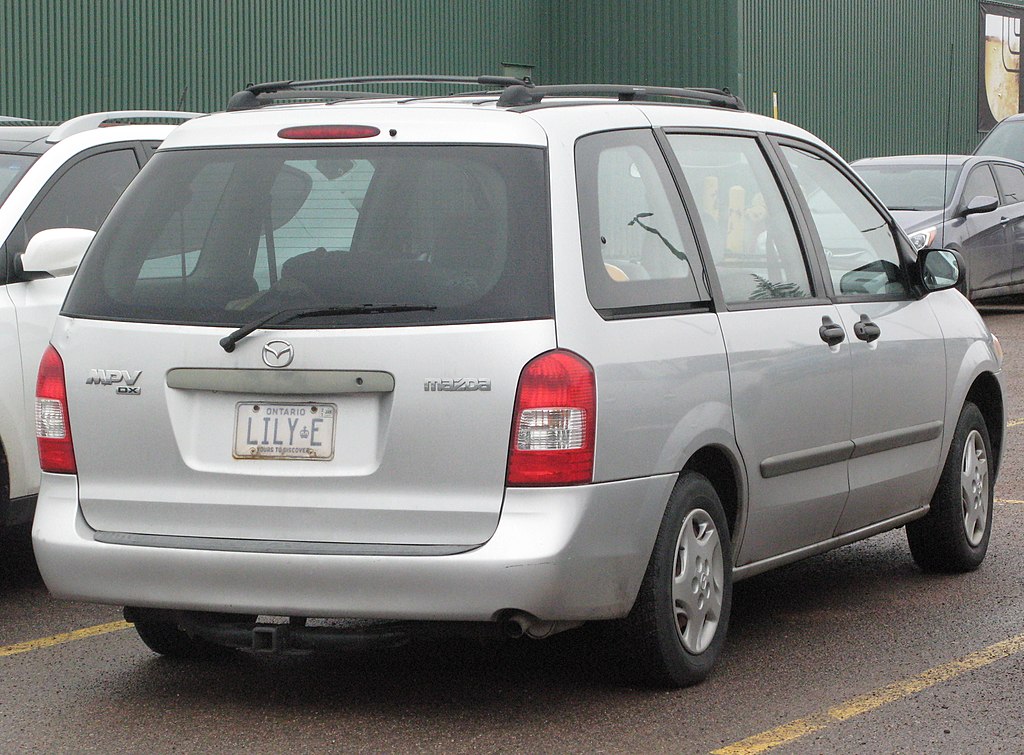 File:2001 Mazda MPV DX in Sunlight Silver Metallic, Rear Right,  11-26-2020.jpg - Wikimedia Commons