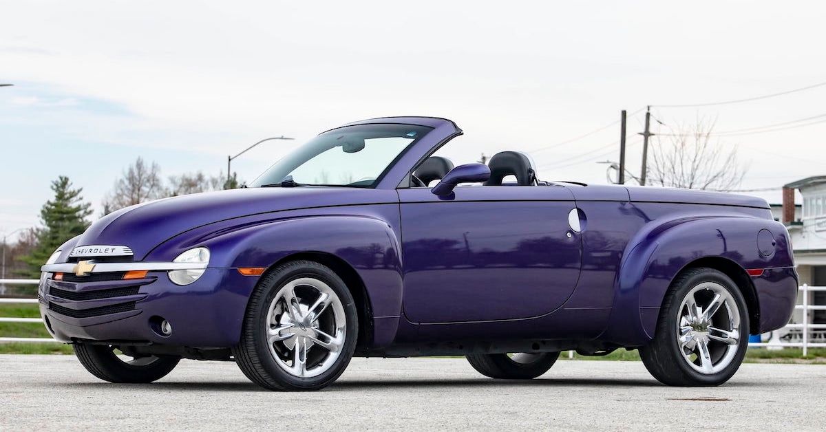 Here's What Makes The 2004 Chevrolet SSR One Of The Most Unusual Cars Ever  Built