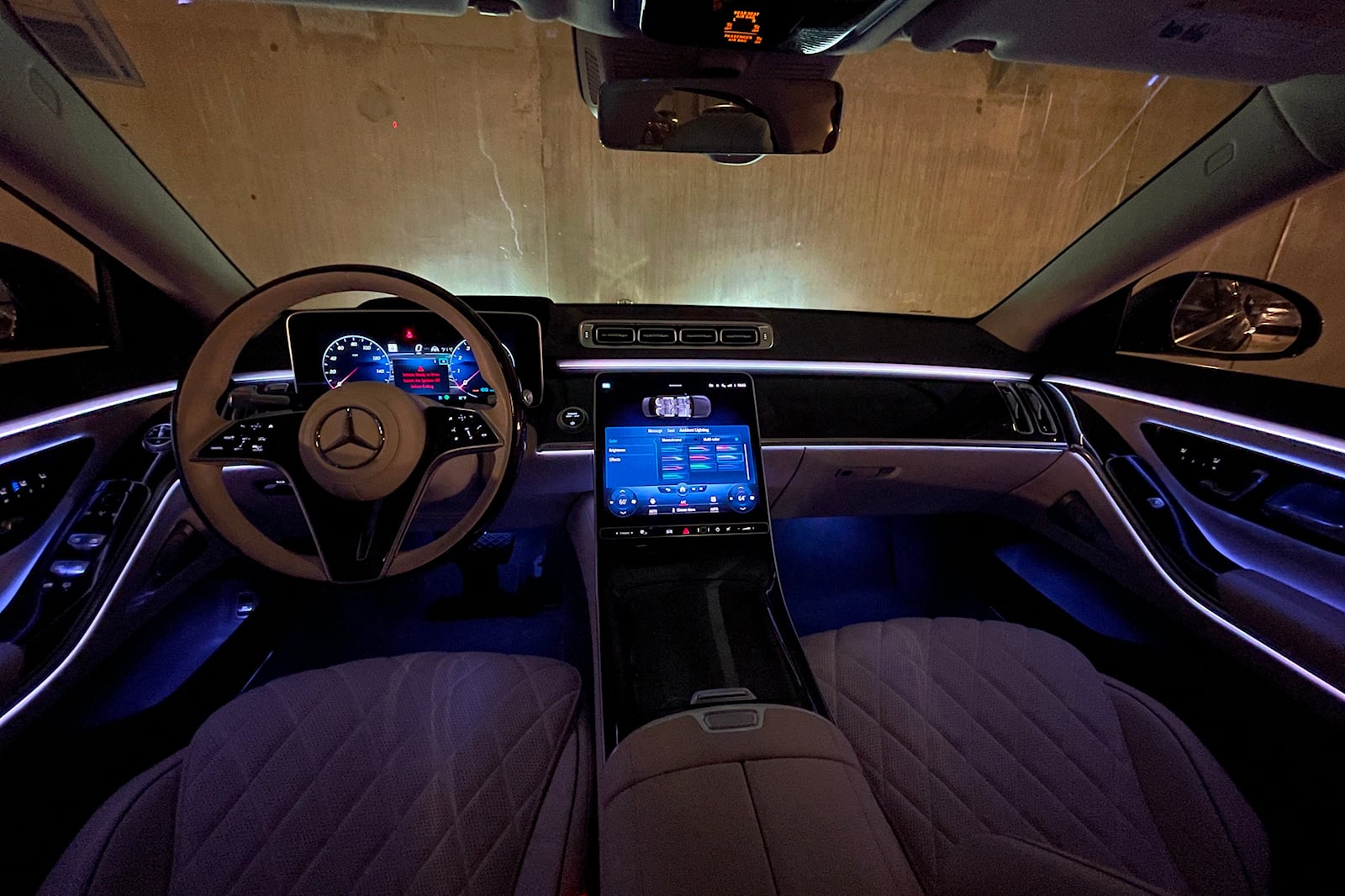 2022 Mercedes-Benz S-Class Sedan Interior Dimensions: Seating, Cargo Space  & Trunk Size - Photos | CarBuzz