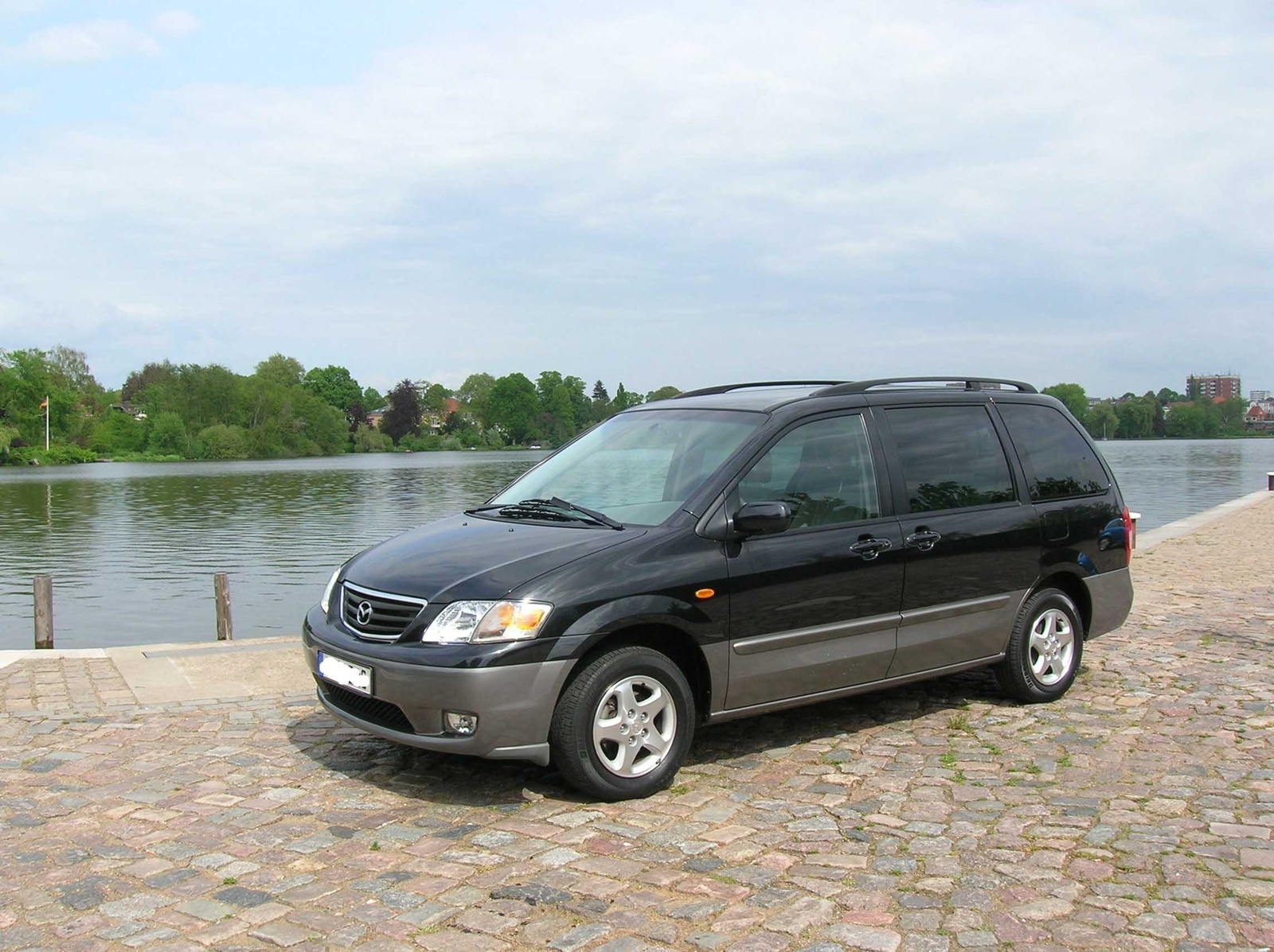 2004 Mazda MPV: Prices, Reviews & Pictures - CarGurus