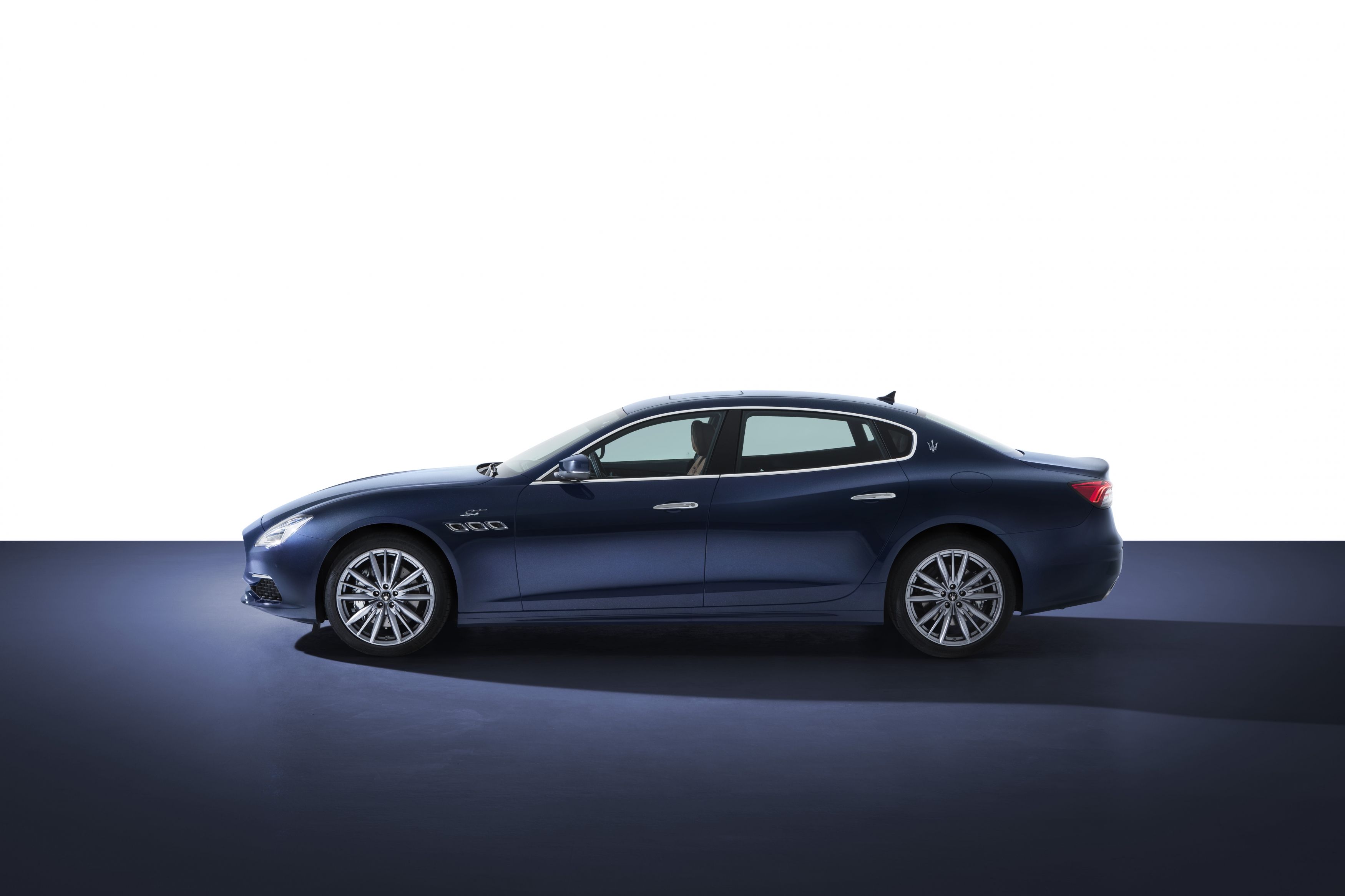 2022 Maserati Quattroporte Review, Pricing, and Specs