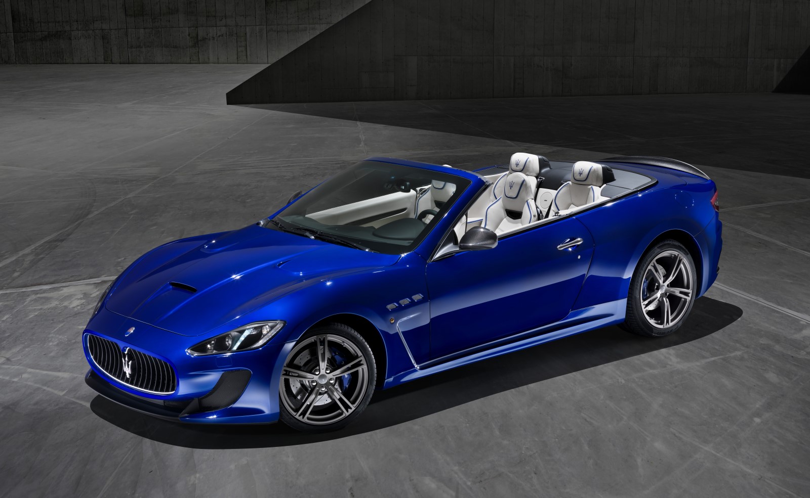 2014 Maserati GranTurismo Review, Ratings, Specs, Prices, and Photos - The  Car Connection