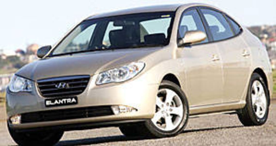 Hyundai Elantra 2006 review | CarsGuide