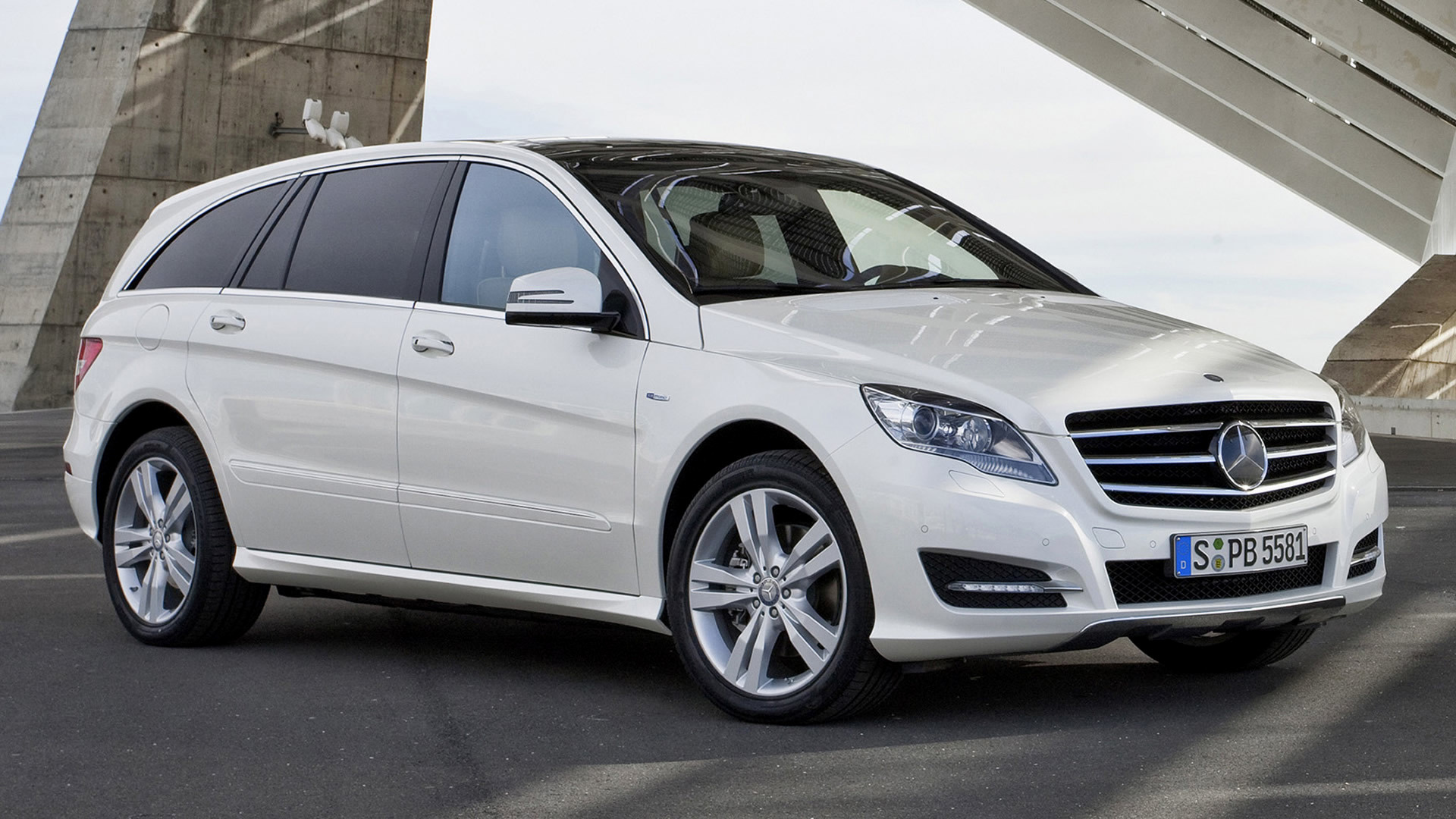 2010 Mercedes-Benz R-Class [Long] - Wallpapers and HD Images | Car Pixel