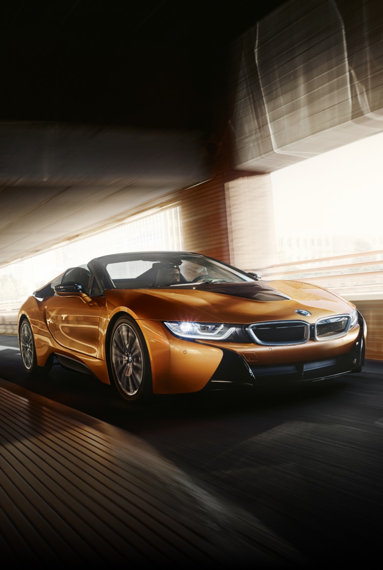 Legacy BMW i8 Coupe and BMW i8 Roadster