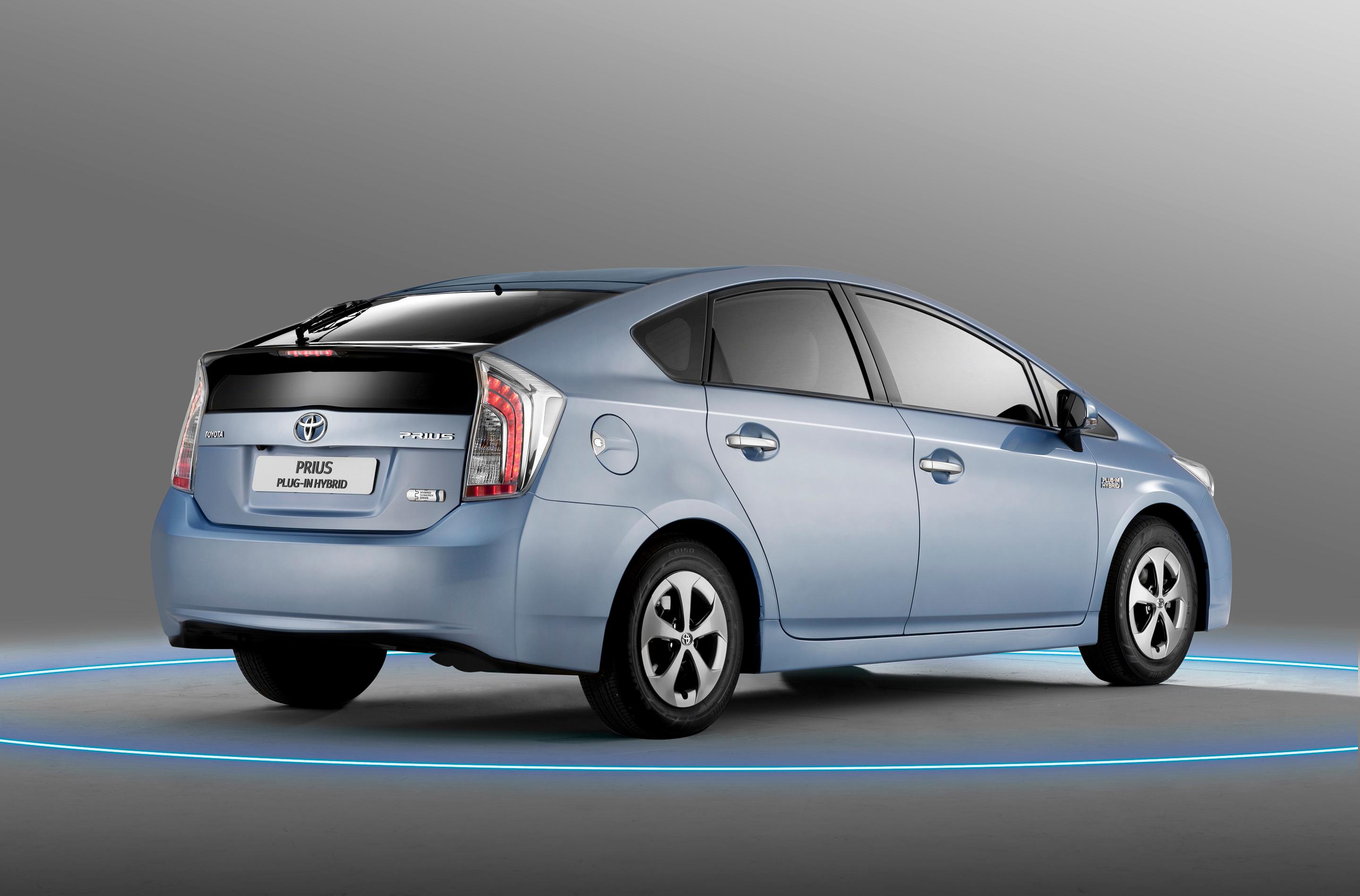 Toyota set to expand Prius platform to include PHEV and seven-seat models