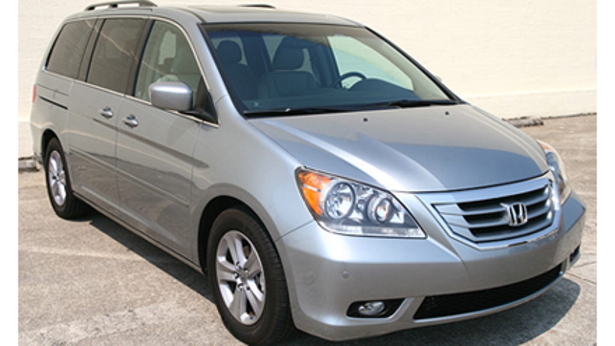 2008 Honda Odyssey Touring review: 2008 Honda Odyssey Touring - CNET