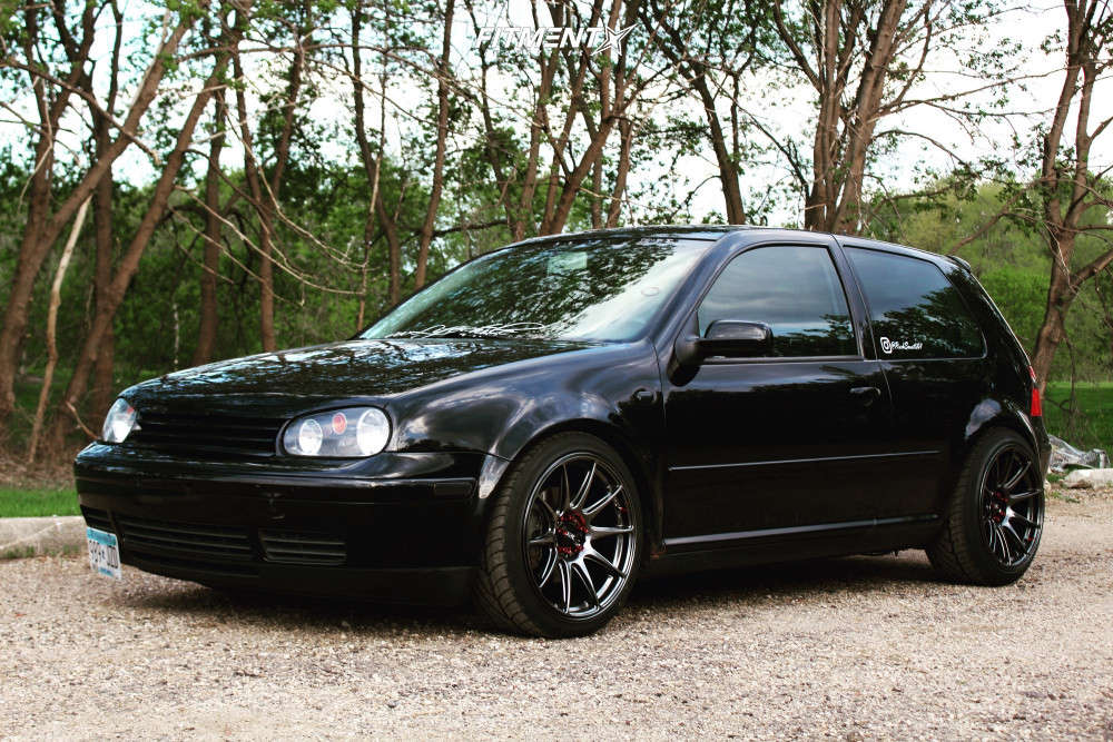 2005 Volkswagen GTI Base with 18x8.75 XXR 527 and Nitto 225x40 on Coilovers  | 701824 | Fitment Industries