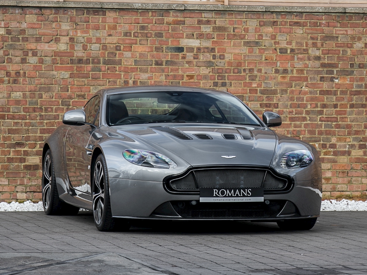 2014 Used Aston Martin Vantage S V12 | Tungsten Silver