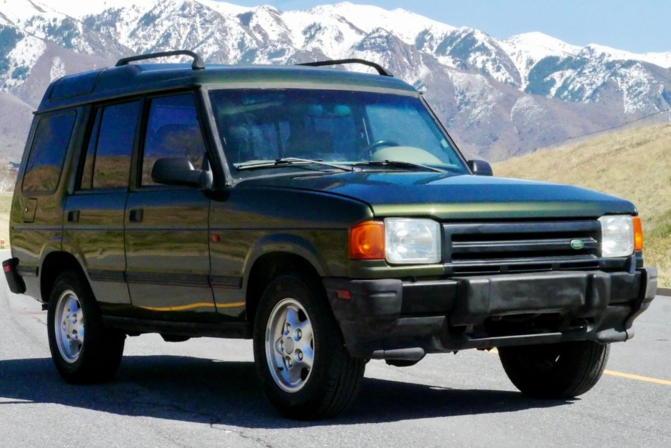 No Reserve: 1999 Land Rover Discovery for sale on BaT Auctions - sold for  $8,300 on June 10, 2021 (Lot #49,386) | Bring a Trailer